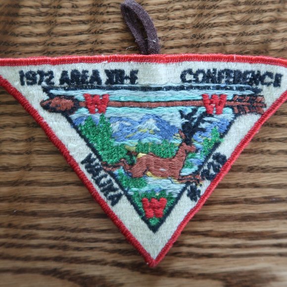 Lot of 1972 Area 12-E (XII-E) Boy Scout Conference Items (Scarf and Patches) - Picture 6 of 12